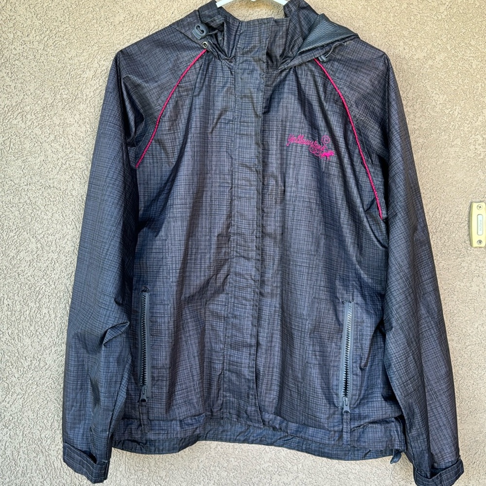 Yellowstone windbreaker